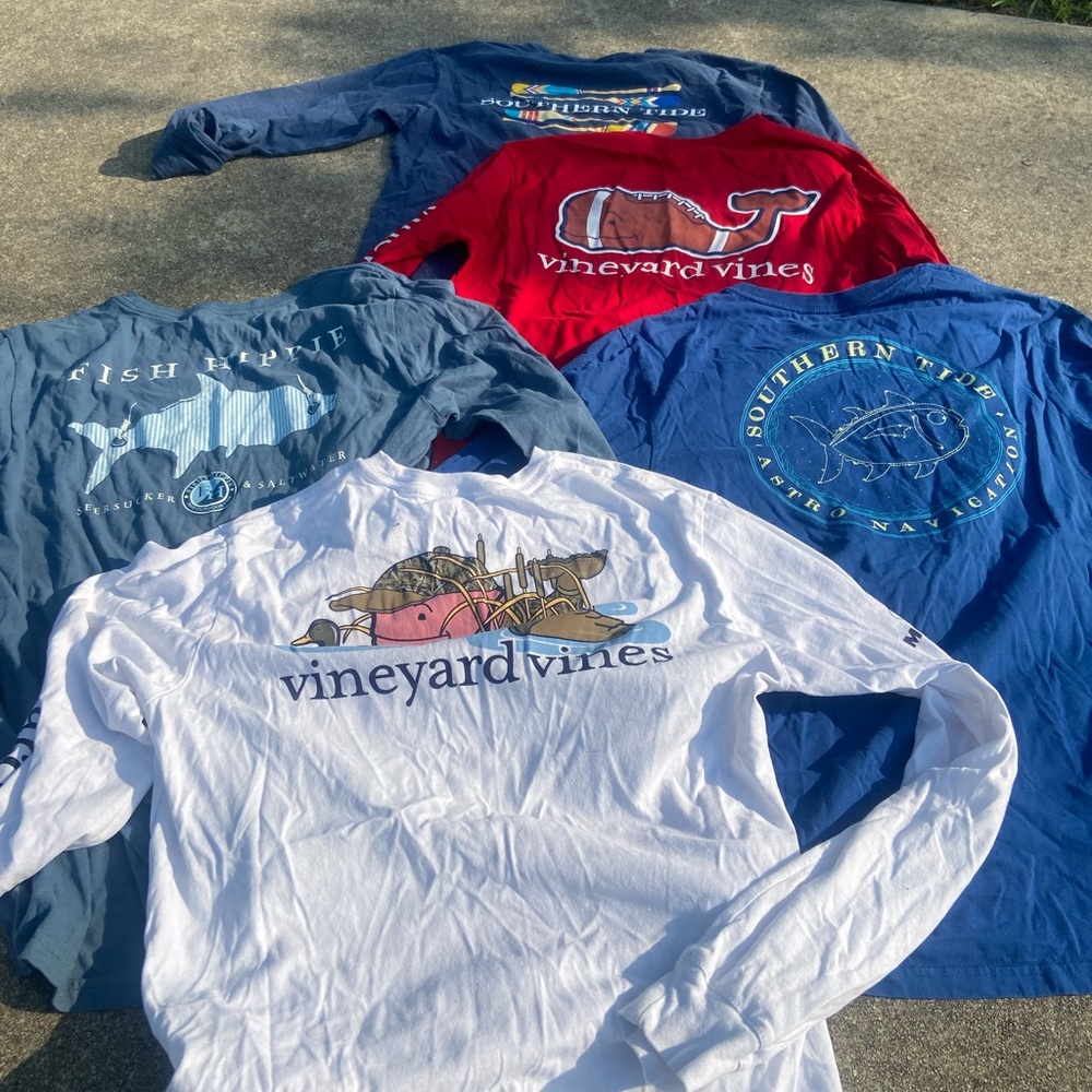 Name Brand long Sleeve Men’s Tshirts. Excellent condition!